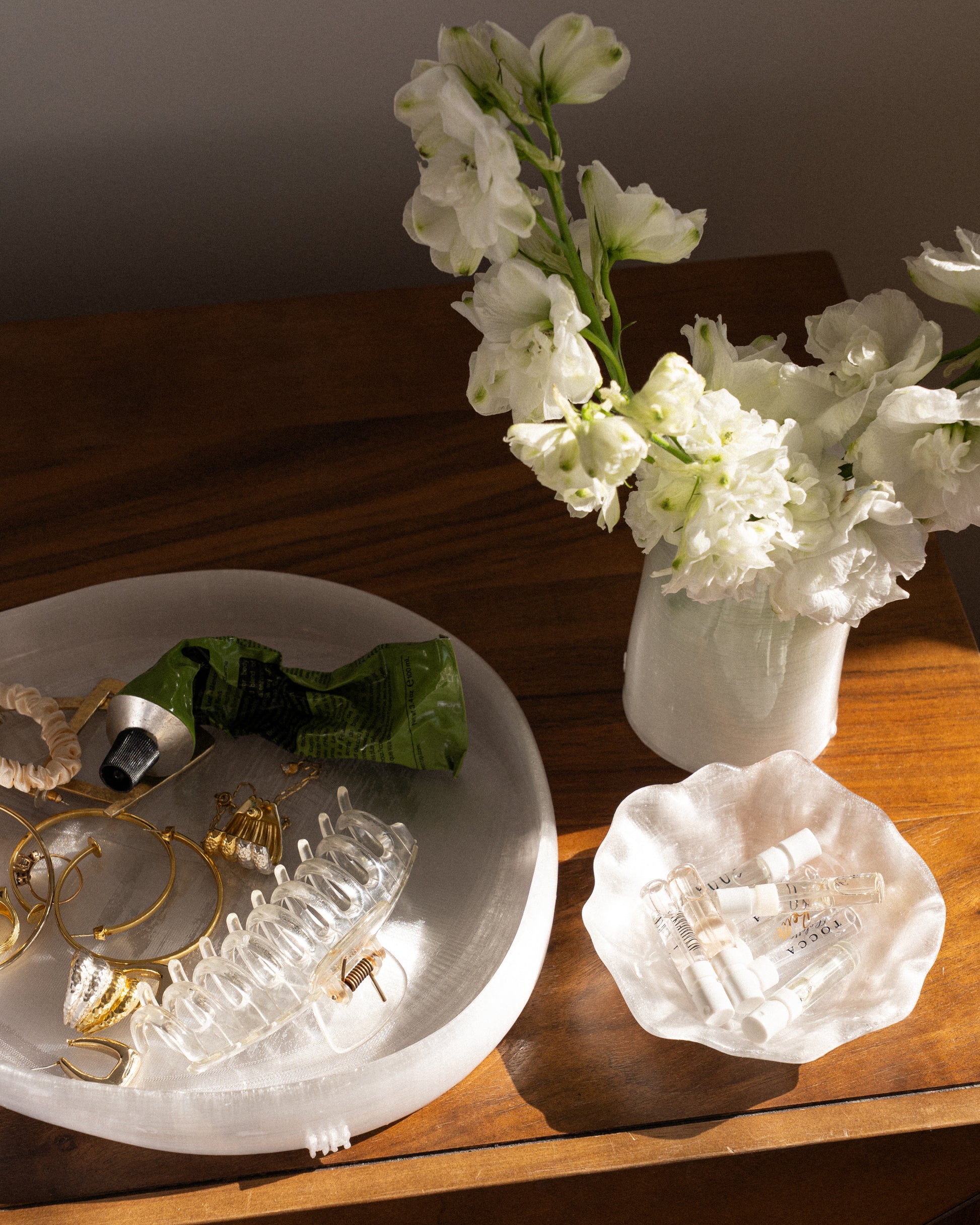 Monti Vessel - Oyster